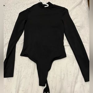 Black long sleeve contour bodysuit